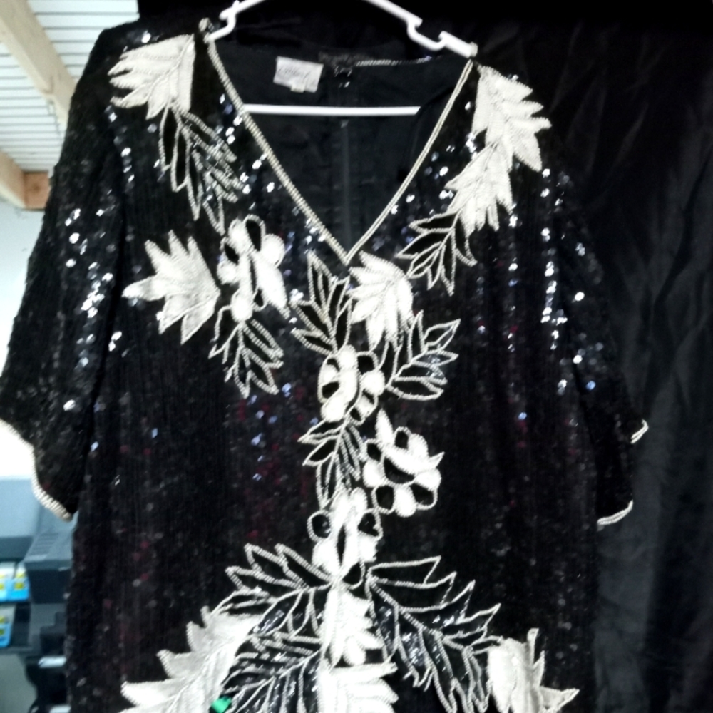 Blouse beaded